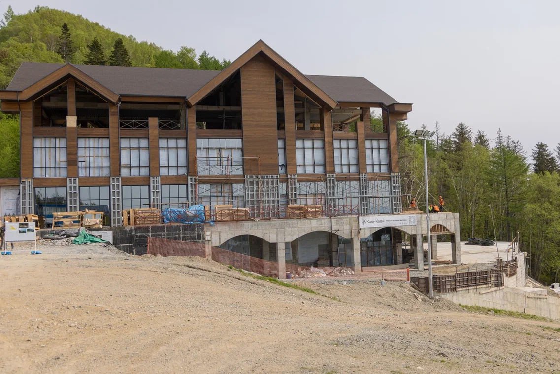 Губернатор Сахалинской области Валерий Лимаренко проверил ход строительства гостиничной инфраструктуры для&nbsp;«Горном воздухе»
